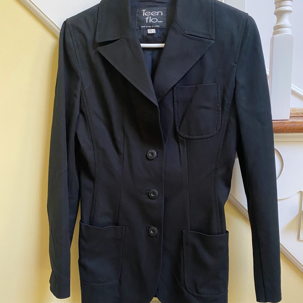 Teenflo blazer size 4